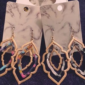 Dangle earrings